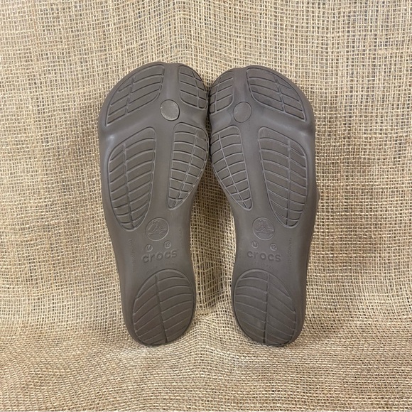 Crocs Sandals Flip Flops Clog ABF Thong Brown Slip On  Size 12 - Picture 10 of 10